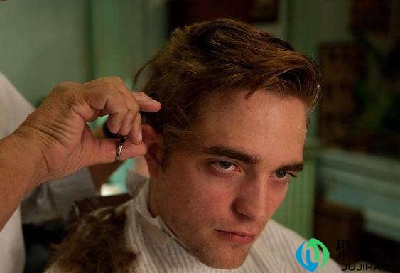 半个月理发一次频繁吗