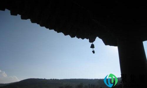 屈居桅下是什么意思