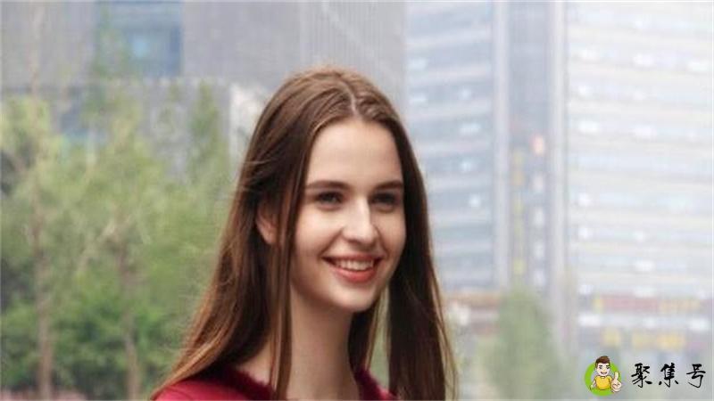 居居女孩是什么梗