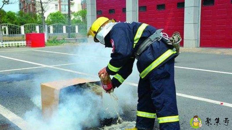 可乐可以救火吗