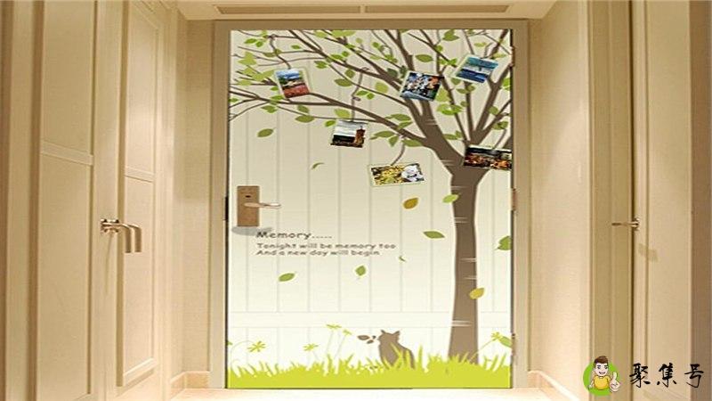 门上的塑料膜时间久了怎么去除