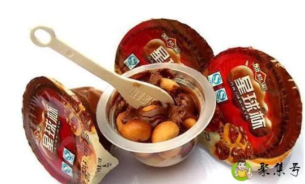 给女朋友买星球杯什么梗