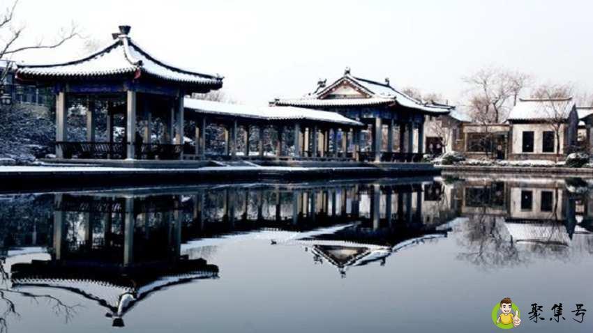 山郡逢春复乍晴写的是哪里