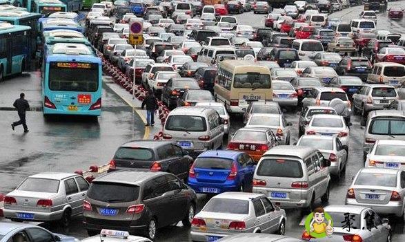 国庆堵车怎么办