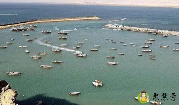 伊朗的海峡叫什么名字