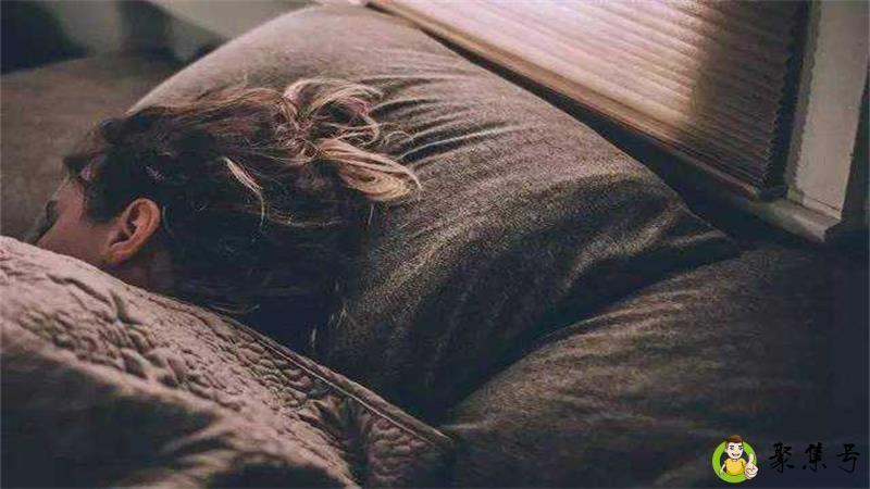 睡觉床板湿解决小妙招