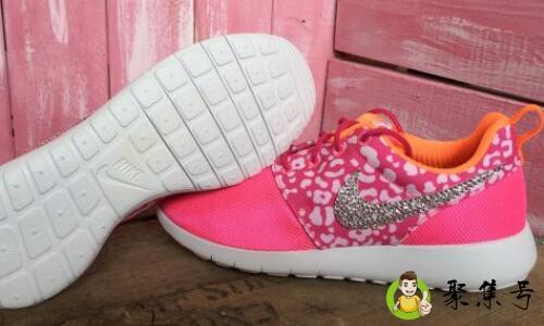 耐克大童和成人的差别