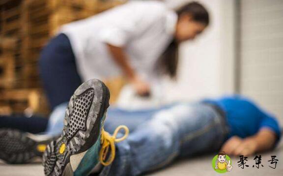 过世和去世的区别