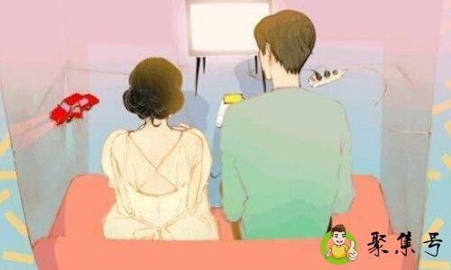 女人假装冷漠的表现