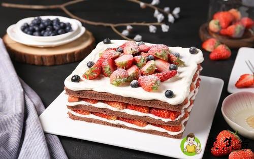 二磅蛋糕是几寸