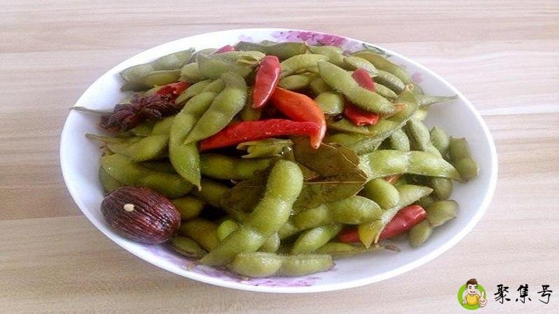 煮毛豆盖锅盖吗