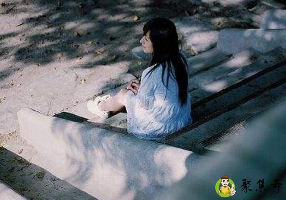 忧郁的近义词是什么