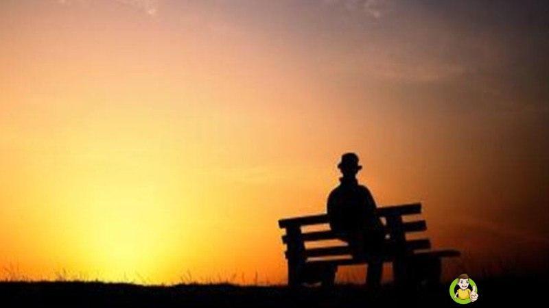 性格孤僻的女生特点