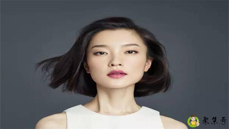 高冷女生五官特点