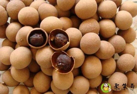 桂圆泡水去皮吗