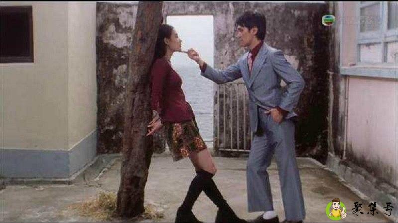 男生挑女生下巴什么意思