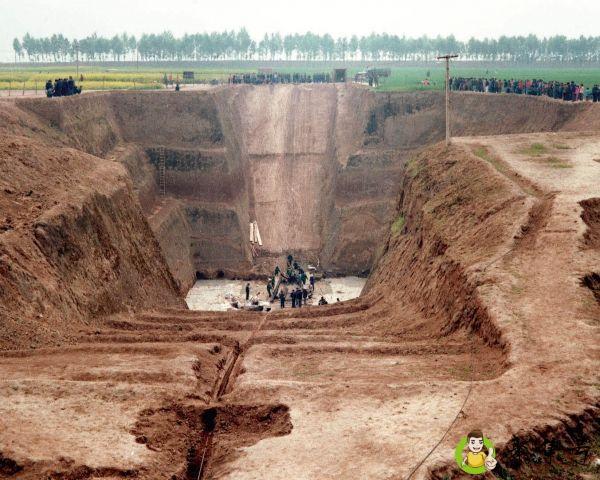 雍容高雅是什么意思