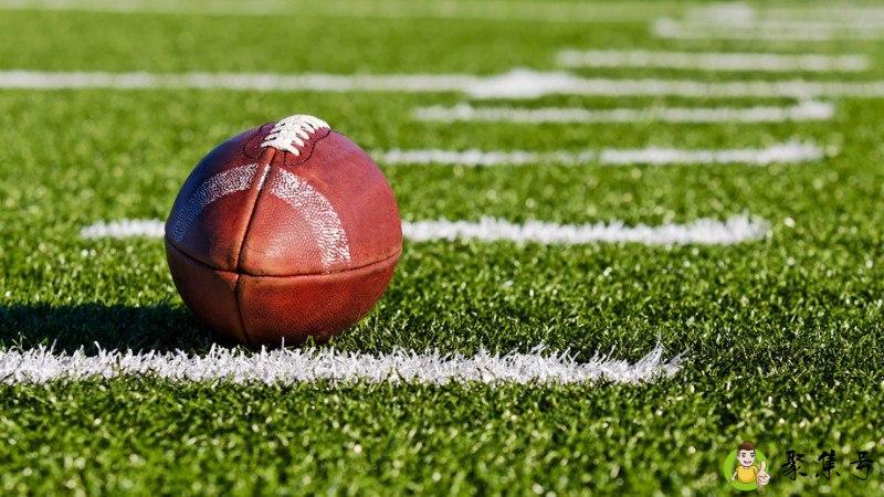 橄榄球的大小