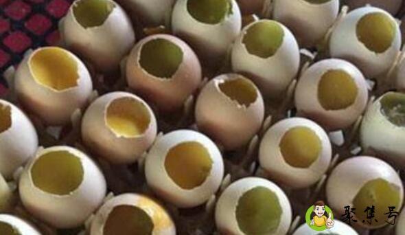 蒸实蛋为什么往外冒