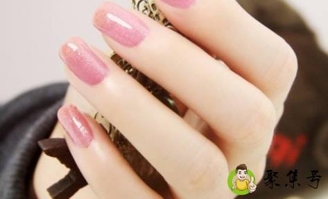 芭比甲和光疗甲的区别