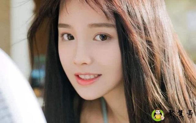 长相清纯初恋脸的特点