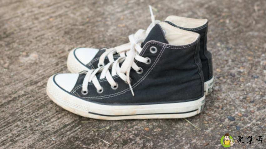 帆布鞋小了挤脚怎么办