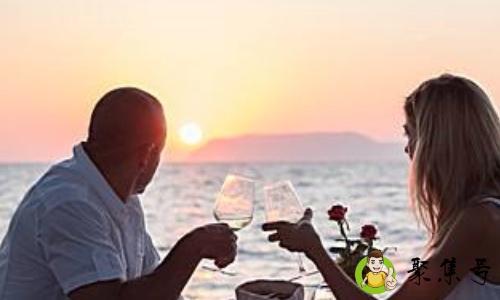 相亲男吊着你的表现是什么