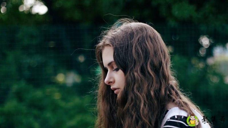 女的160标准体重多少