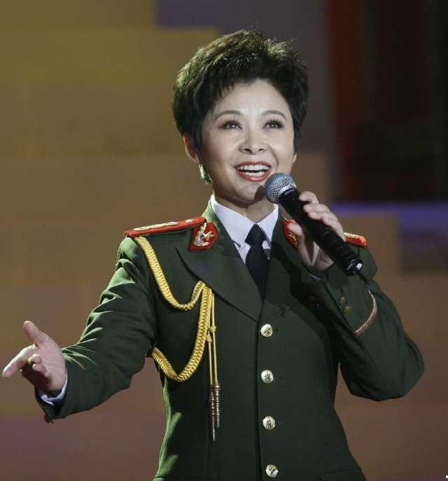 董文华为什么身败名？她后来怎么样了？