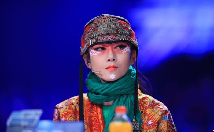 杨丽萍为什么总戴帽子？摘下帽子后被吓到了