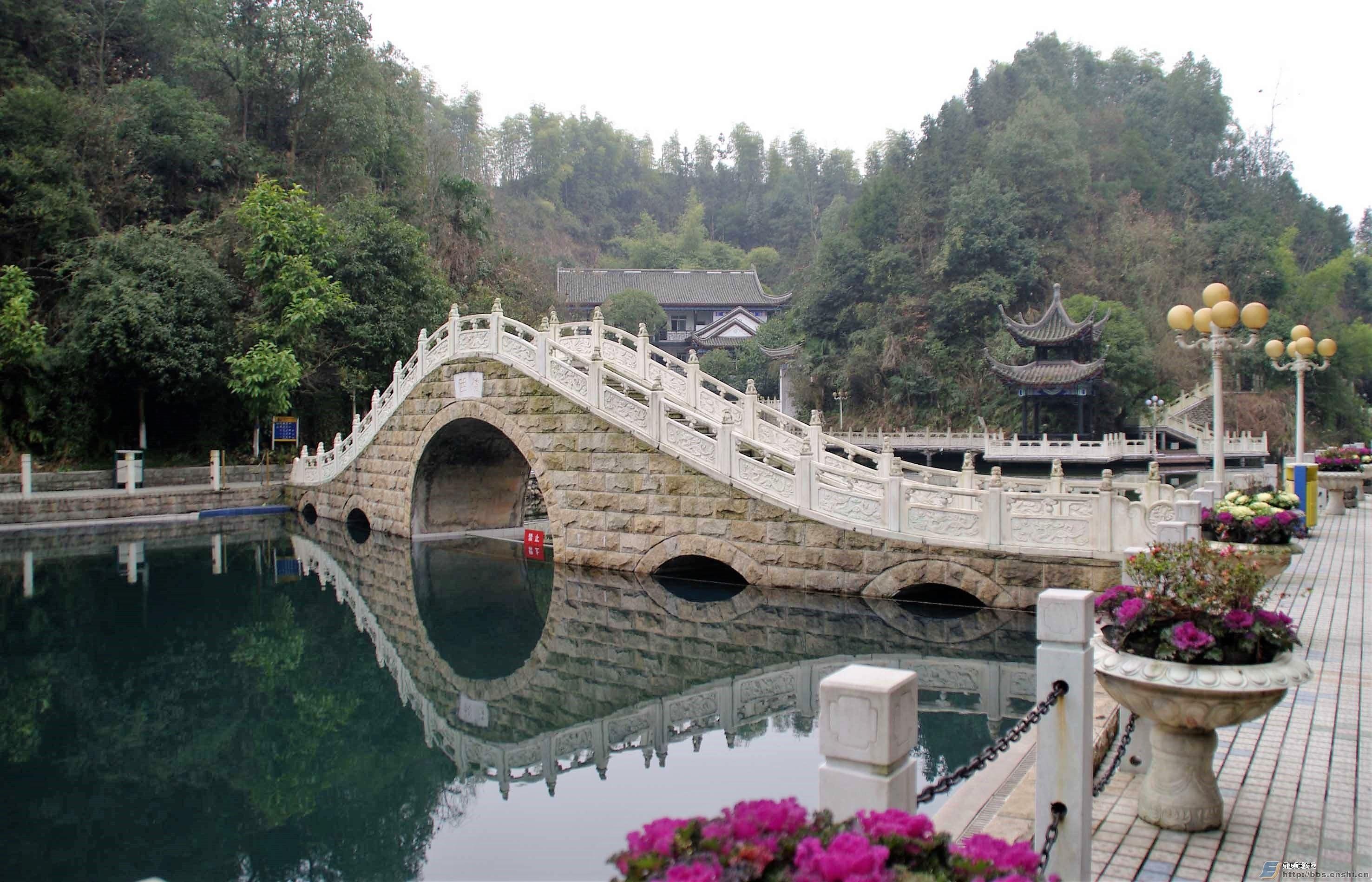 二十四桥明月夜，二十四桥好美